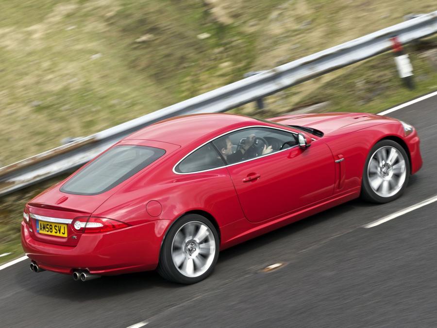  Jaguar XKR Coupe 2009 года  (UK) (фото 6 из 9)